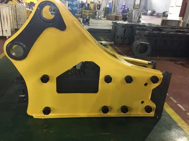 साइड टाइप रॉक हैमर एक्सकेवेटर 100kg-500kg मिनी एक्सकेवेटर के लिए हाइड्रोलिक ब्रेकर